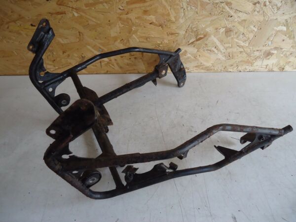 Kawasaki GPZ900R Front Frame Fairing Stay