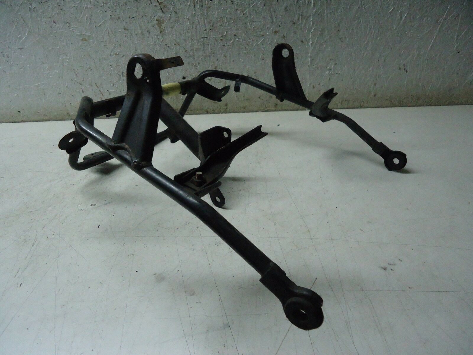 Kawasaki GPZ400R Front Frame Fairing Stay
