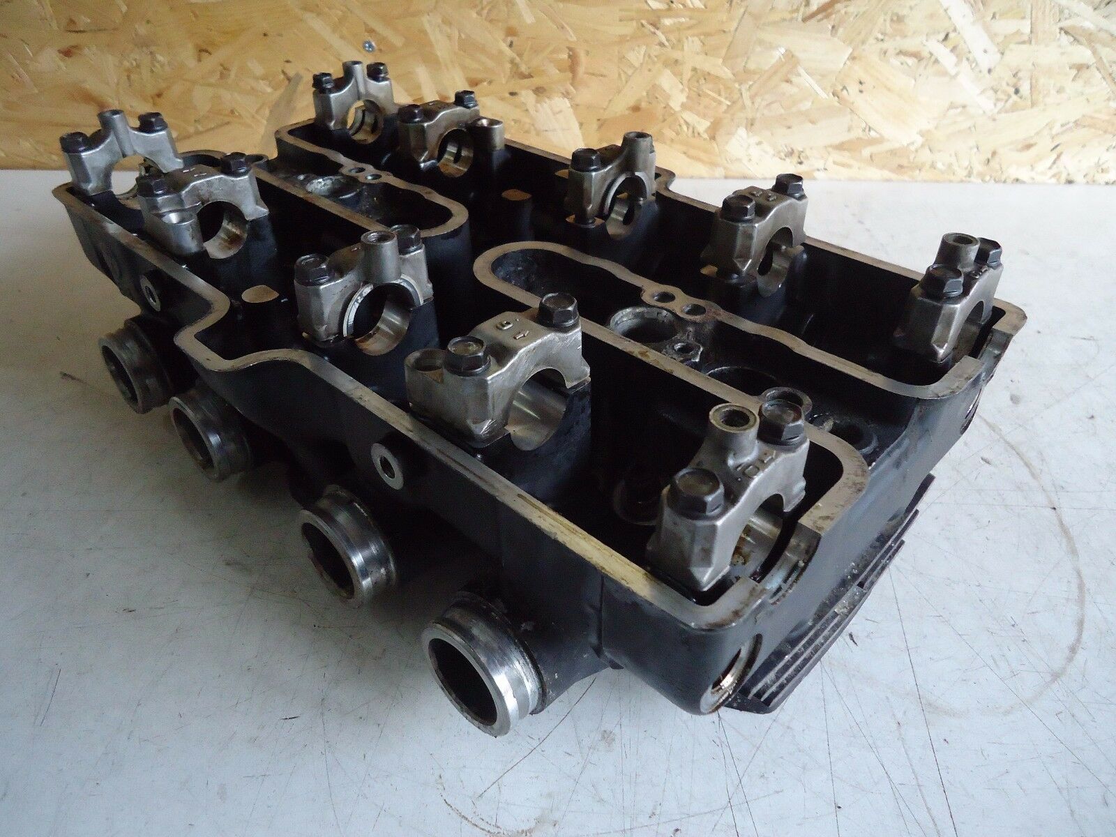 Kawasaki GPZ600R Engine Cylinder Head 
