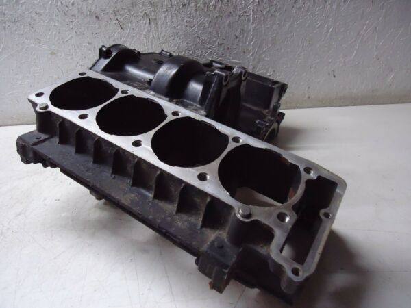 Kawasaki GPZ750R Crankcases ZX750G Engine Cases