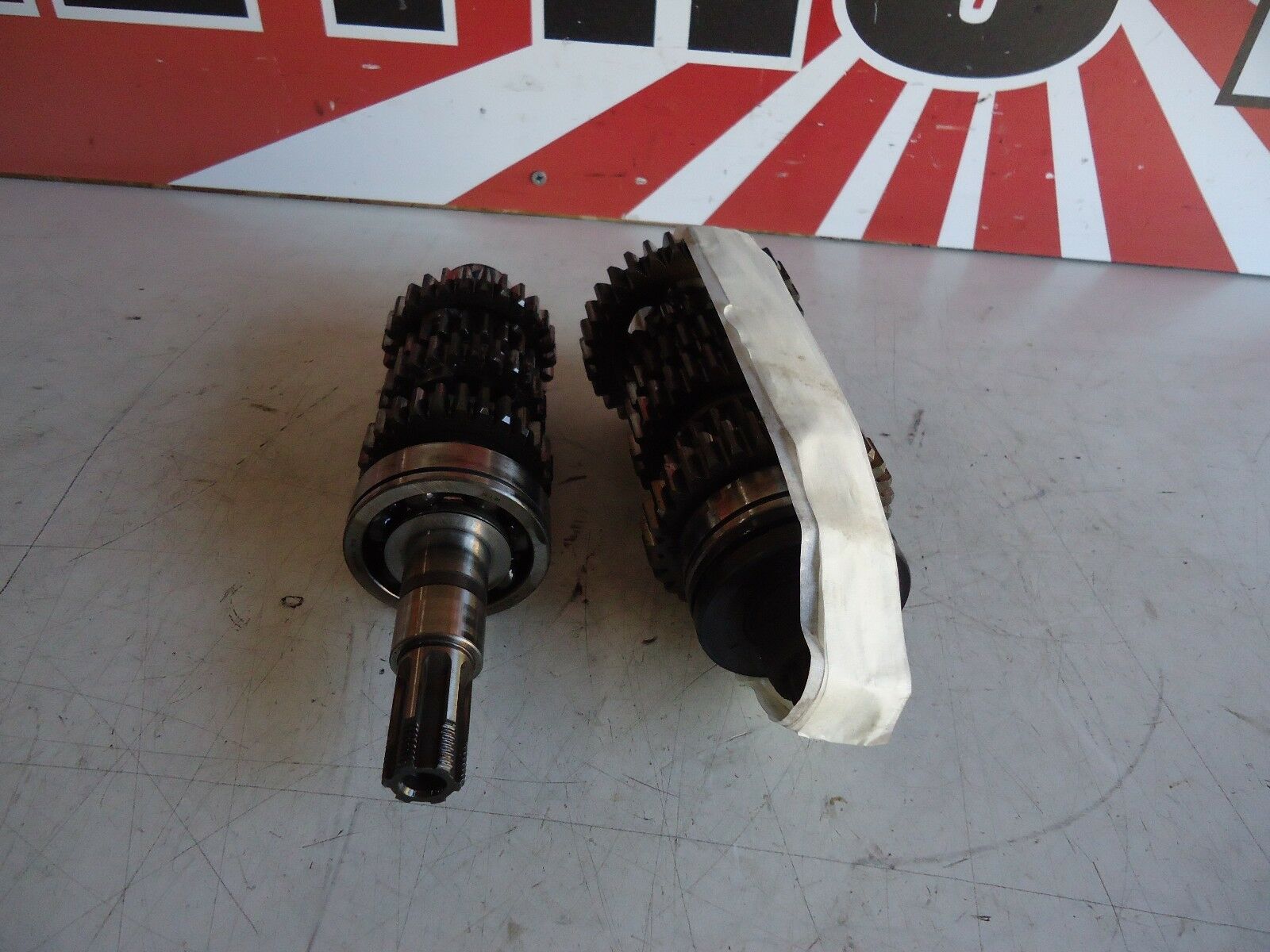 Suzuki GS500E Engine Gearbox 