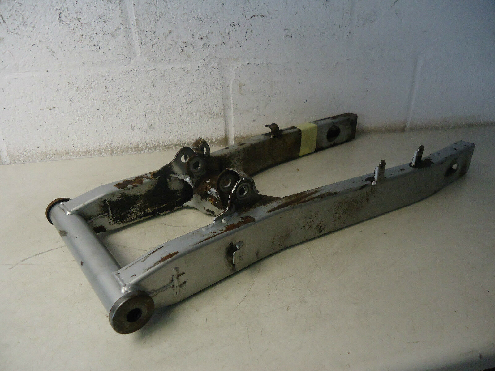 Suzuki GSX600F Swingarm 