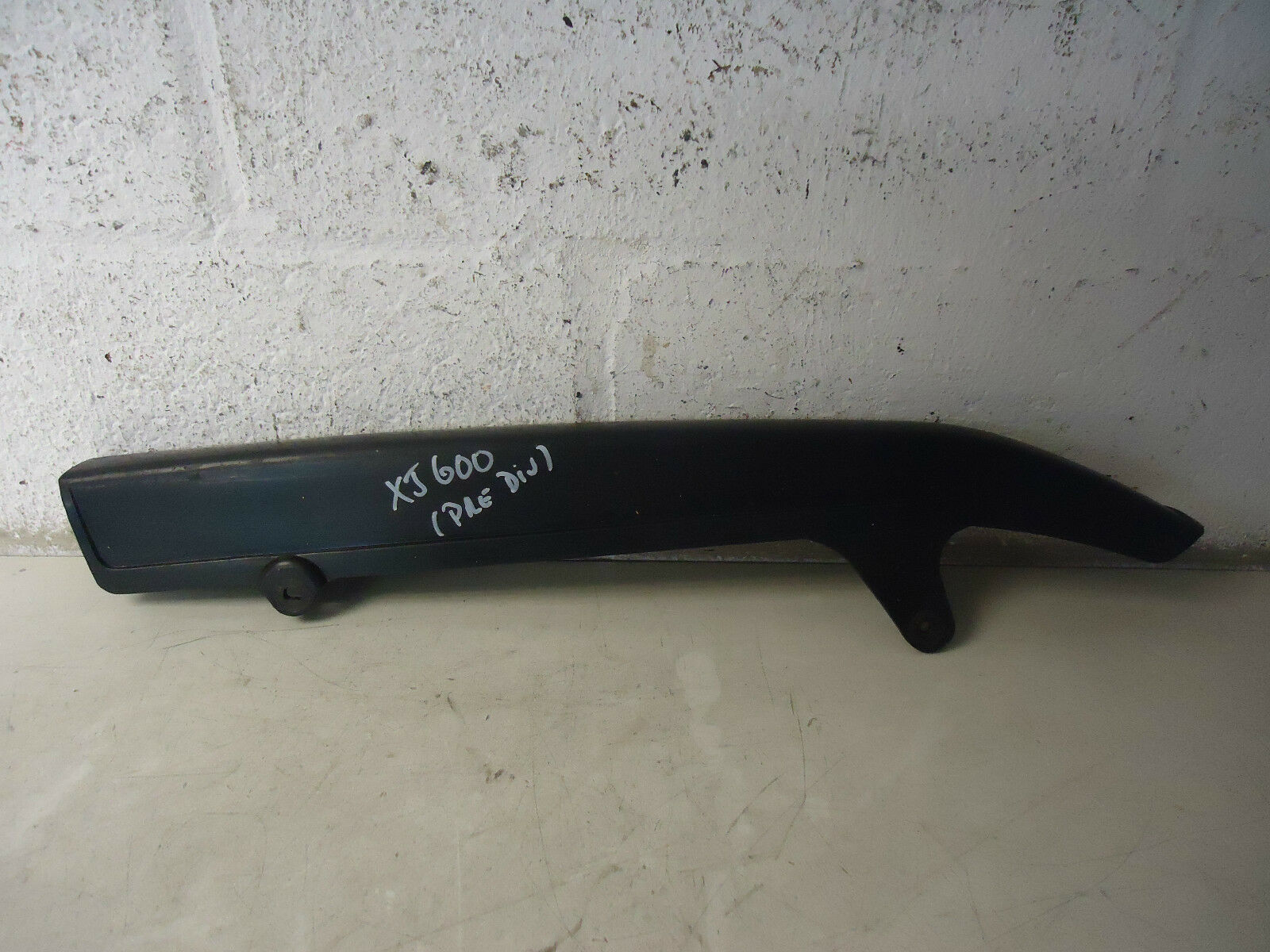 Yamaha XJ600F Pre Diversion Chainguard XJ600