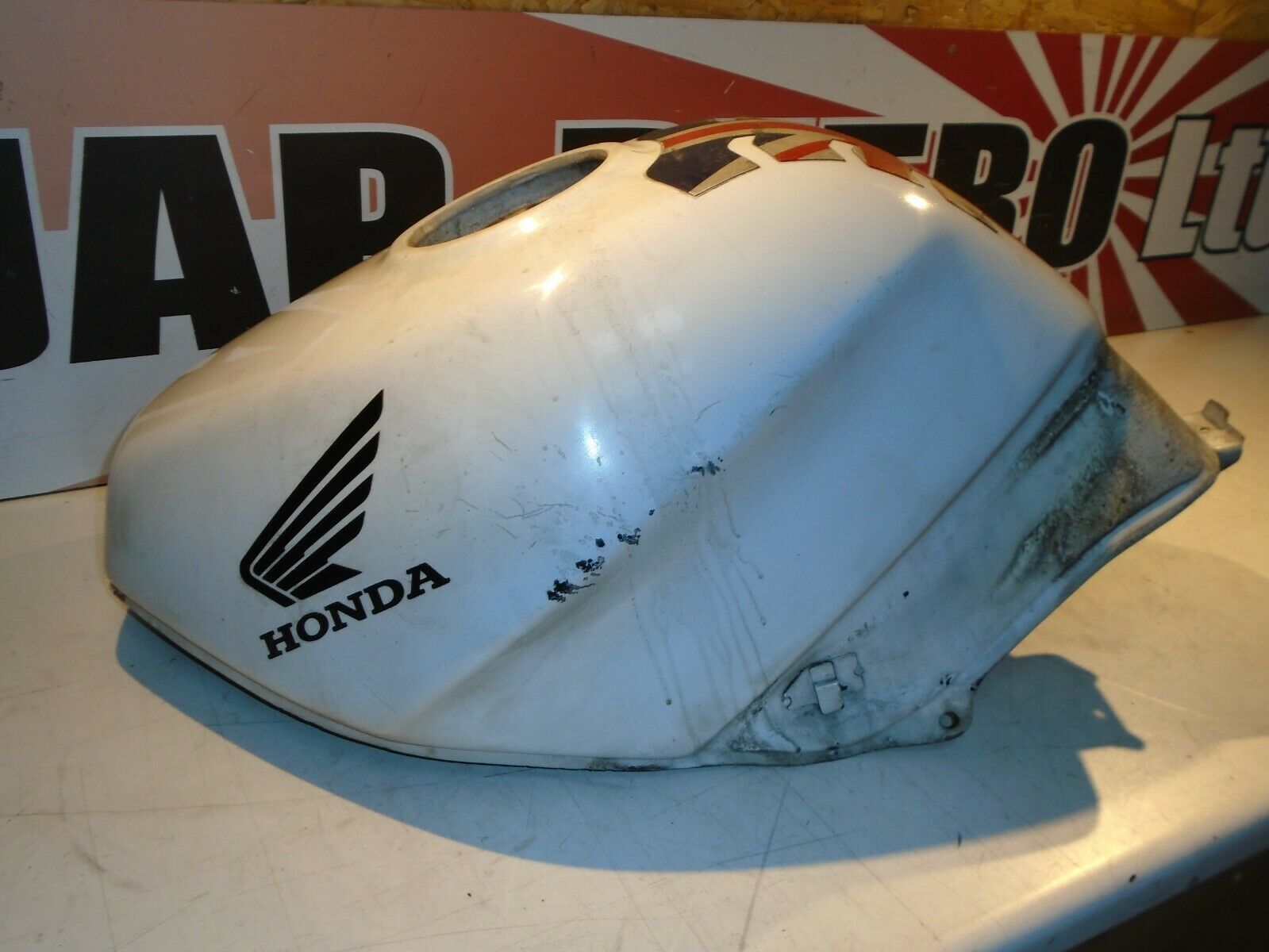 Honda VFR750F Petrol Fuel Tank