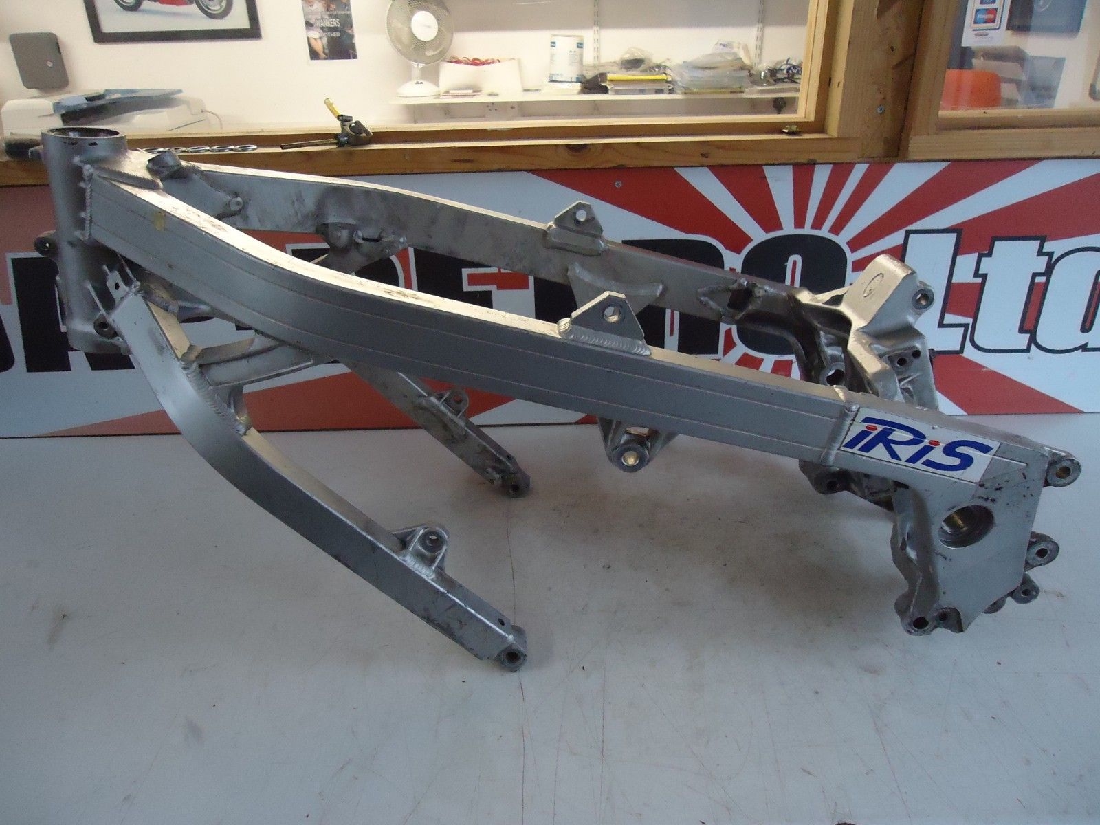 Honda VFR400R Frame 