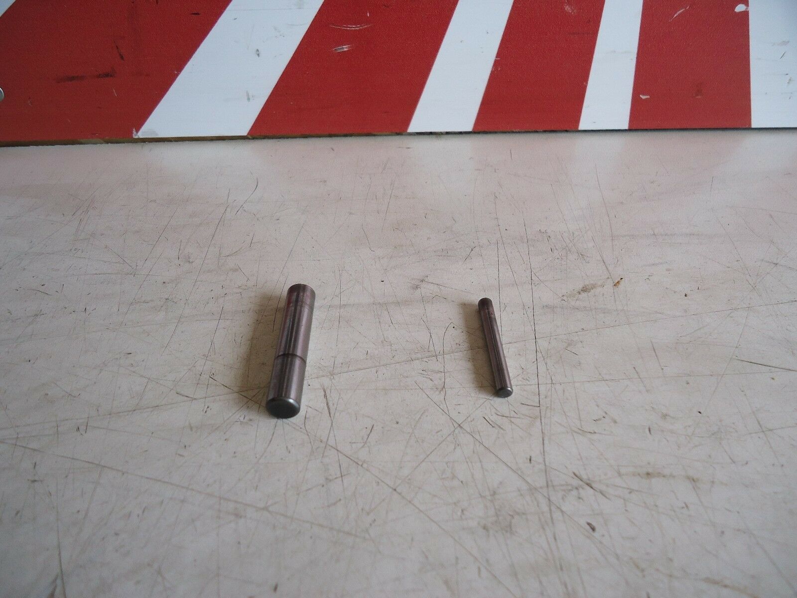 Kawasaki GPZ500s Engine Camchain Guide Pins