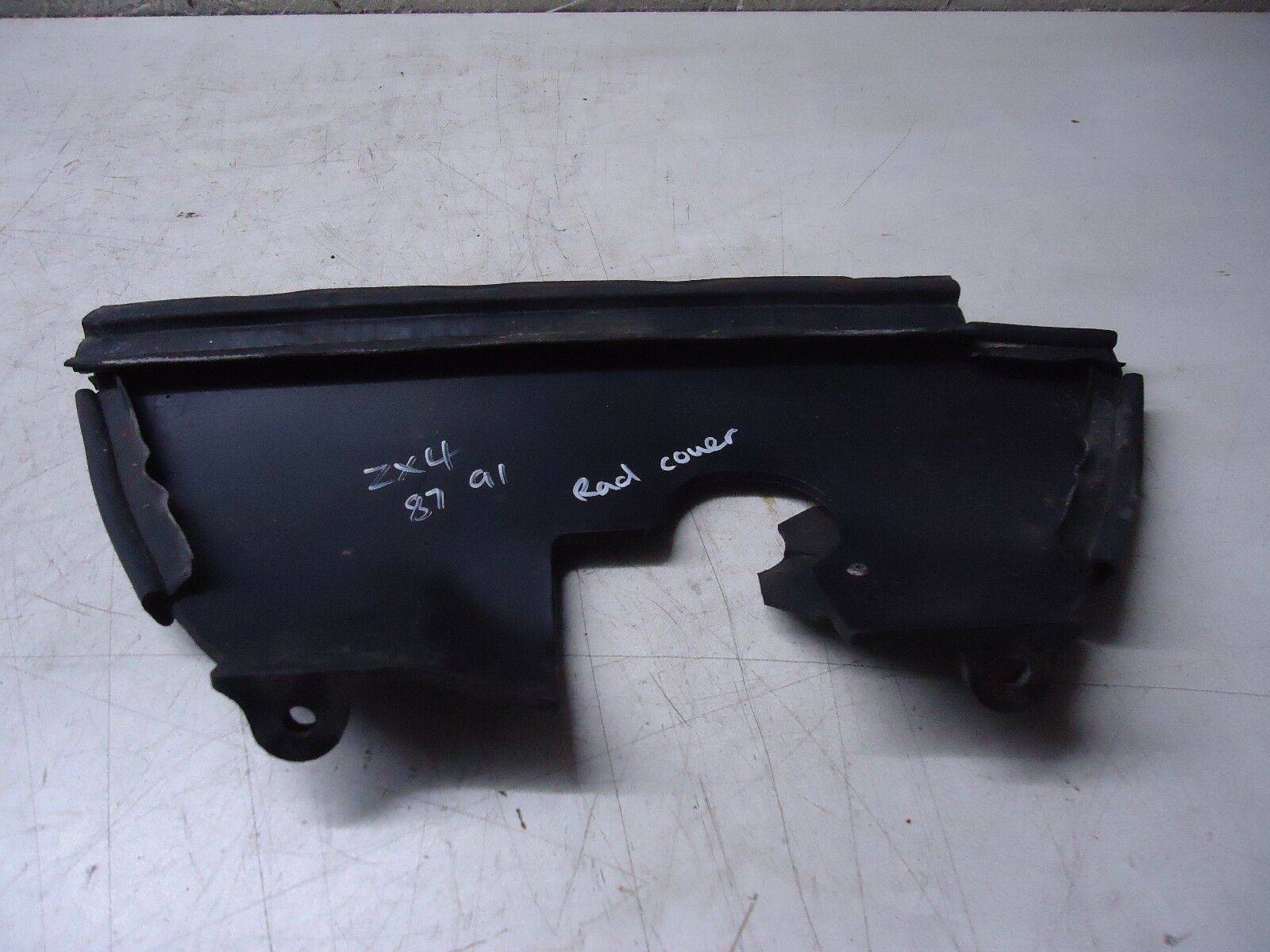 Kawasaki ZX-4 Radiator Cover Heatshield ZX400G