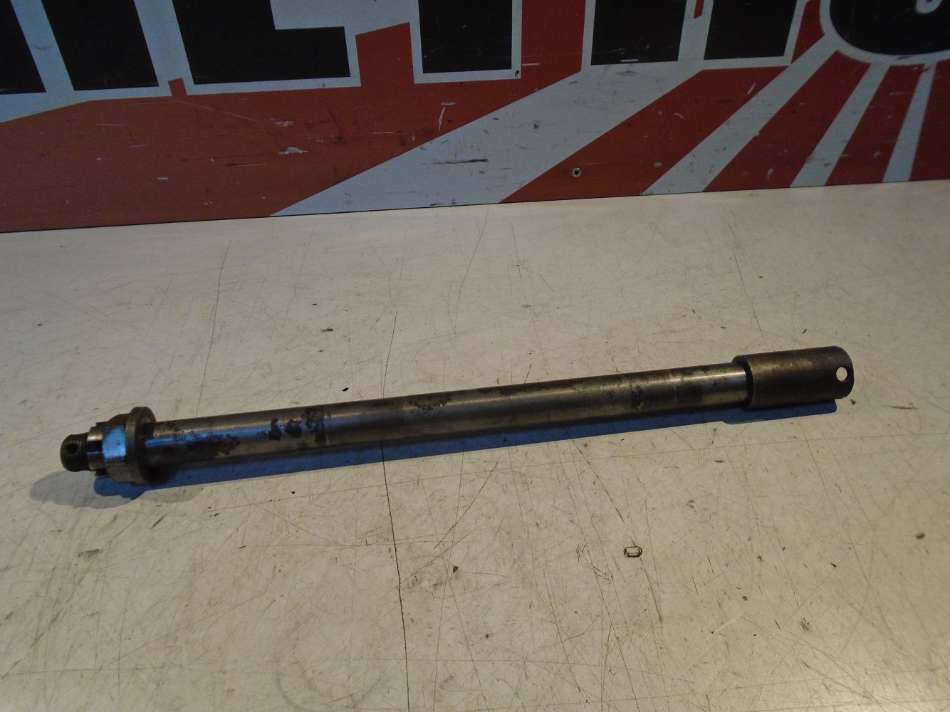 Yamaha Vmax 1200 Rear Wheel Spindle Axle V-Max