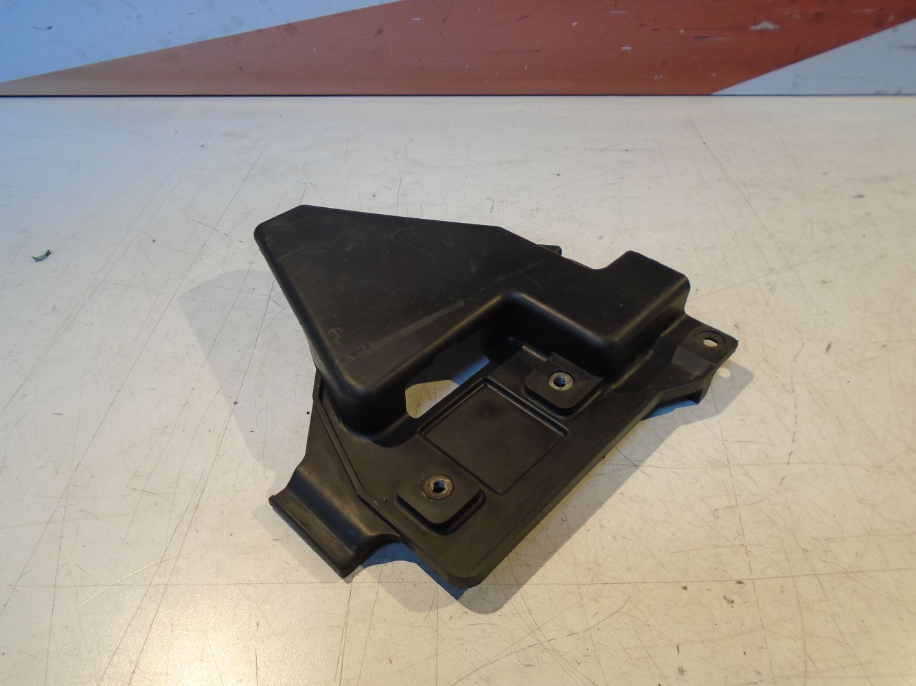 Yamaha XJ550 Battery Box Cover