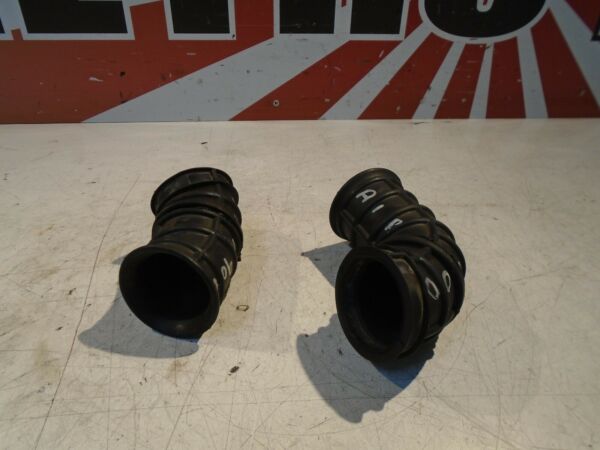 Yamaha TDM900 Airbox Rubbers 2002 