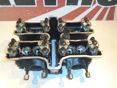 Yamaha Vmax 1200 Engine Cylinder Head V-Max