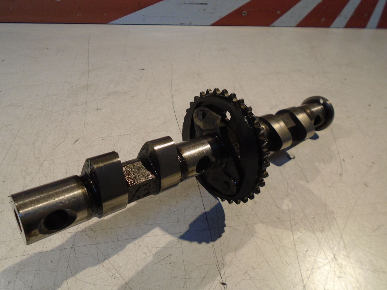 Yamaha Vmax 1200 Engine Exhaust Camshaft V-Max
