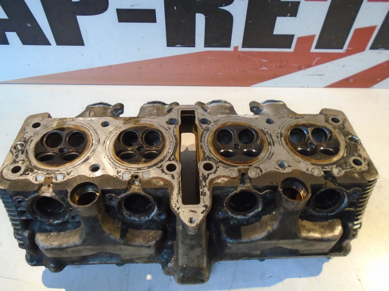 Suzuki GSX600F Cylinder Head