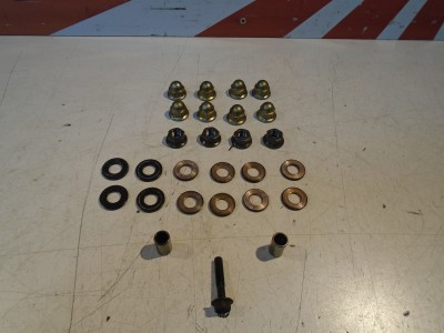 Suzuki GSX600F Engine Cylinder Head Nuts