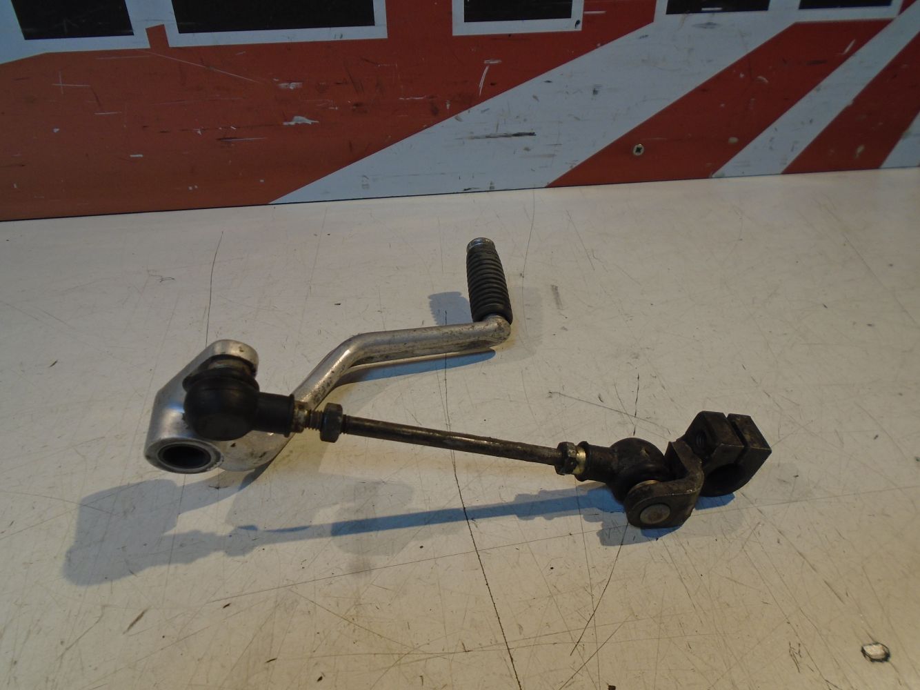 Kawasaki GPZ900R Gear Lever