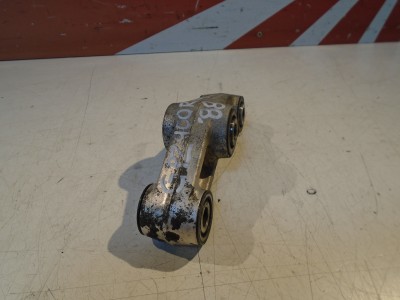 Kawasaki GPZ900R Shock Linkage