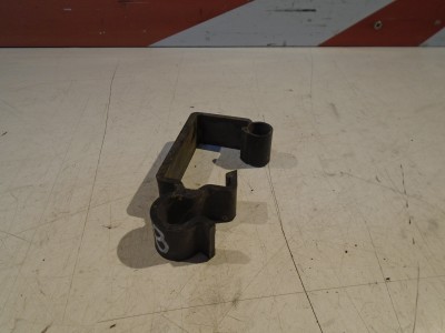 Kawasaki GPZ900R Swingarm Brake Hose Guide
