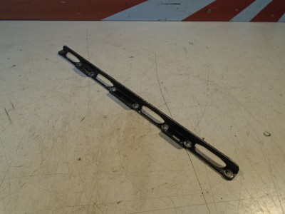Kawasaki GPZ900R Carb Body Joining Rail GPZ900 Carburettor