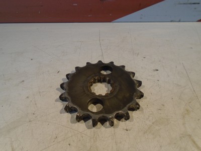 Kawasaki GPZ900R Front Sprocket