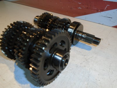 Kawasaki GPZ900R Gearbox