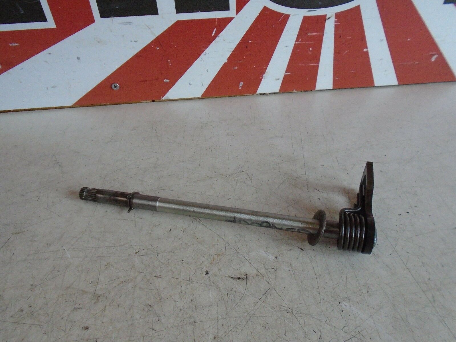Suzuki GSX600F Gear Change Shaft 