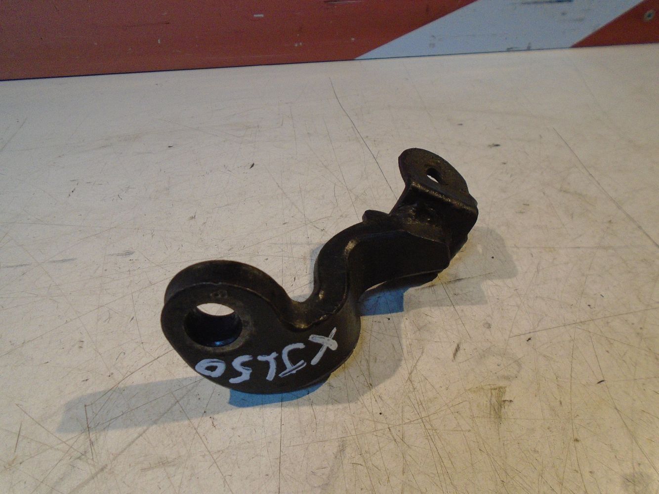 Yamaha XJ650 Front Footrest Hanger XJ650 4KO