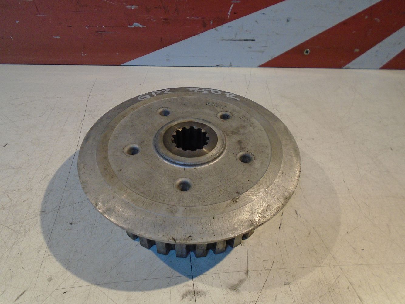 Kawasaki GPZ750R Clutch Drum ZX750G 