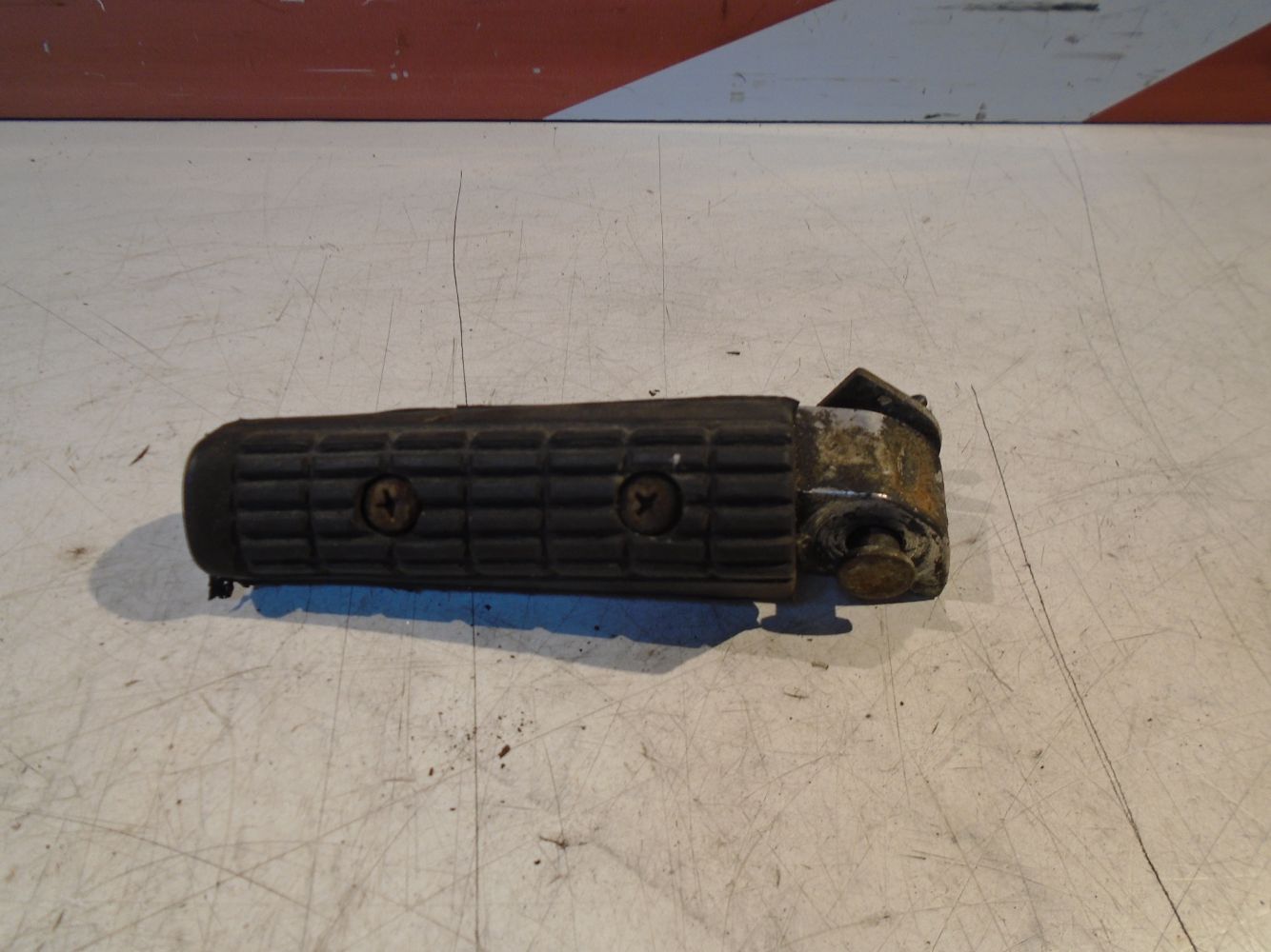 Yamaha XJ600 Diversion Rear Footrest