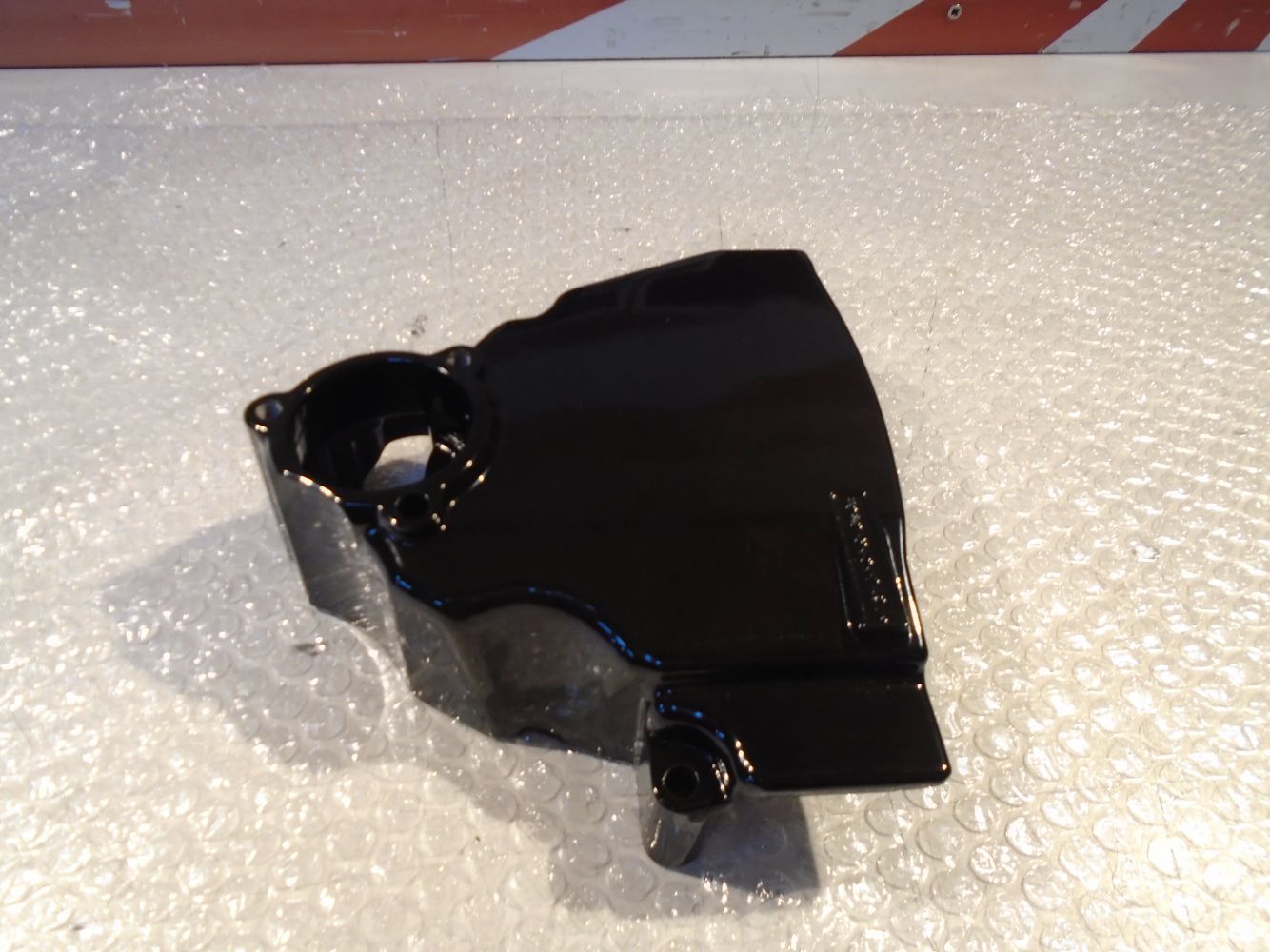 Kawasaki GPZ900R Engine Sprocket Cover