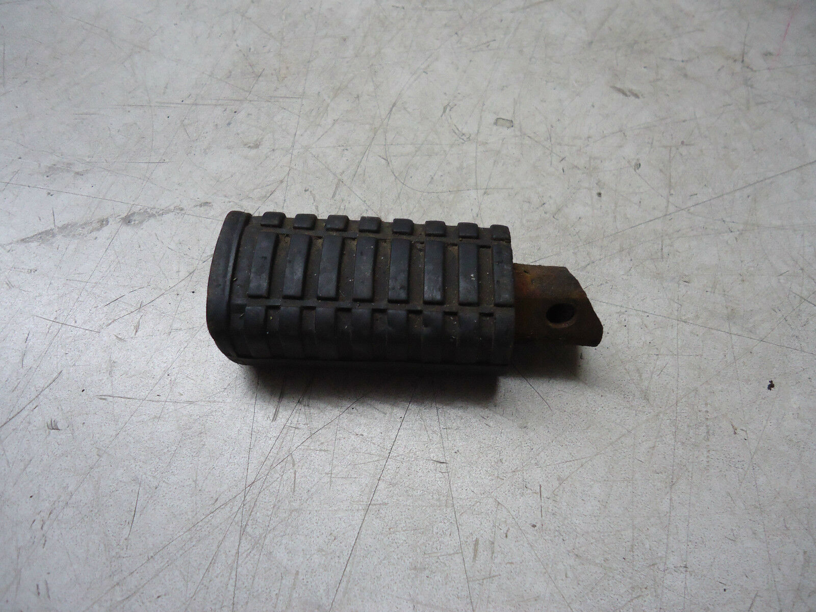 Yamaha XS250 Rear Footrest