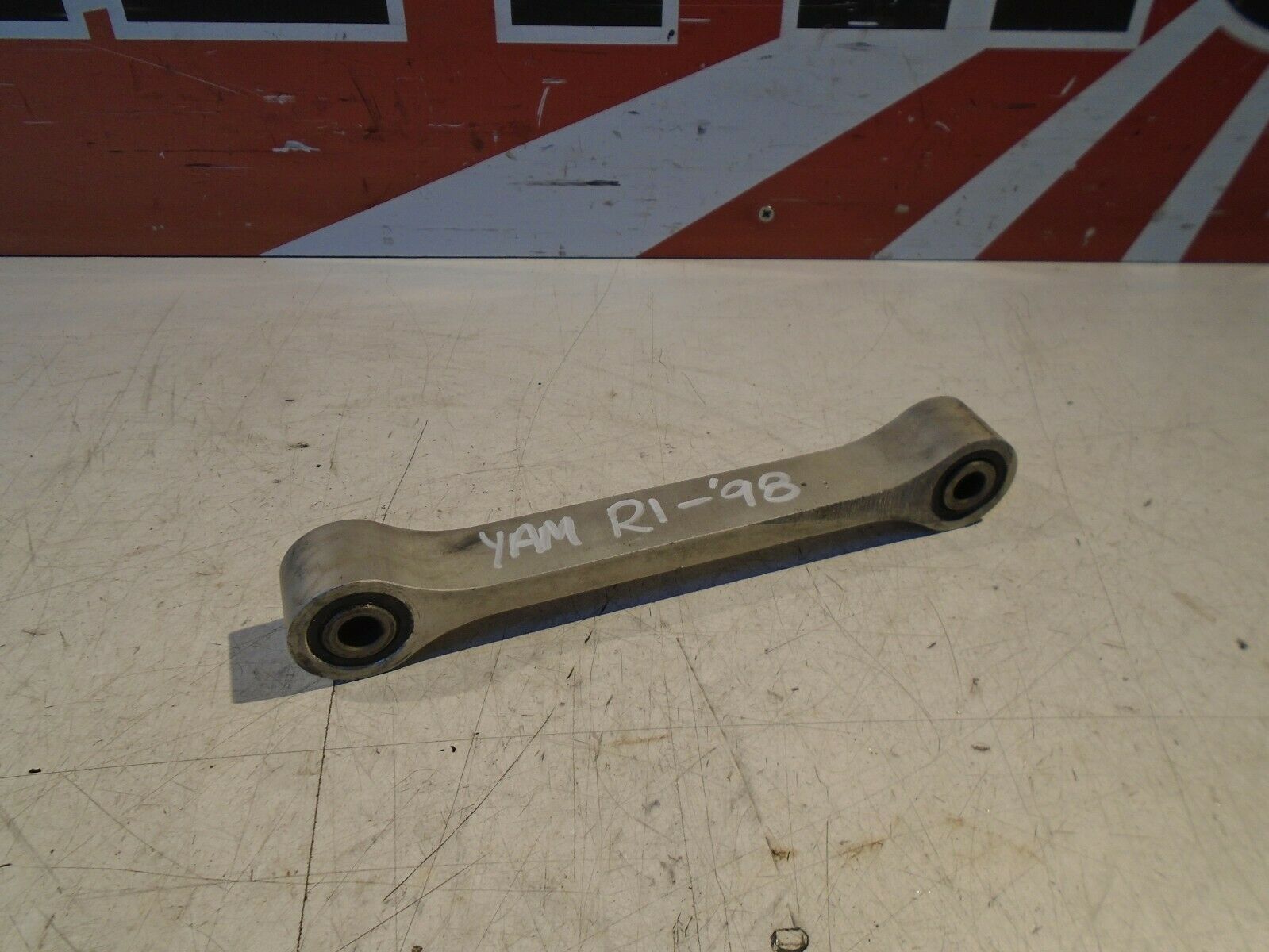 Yamaha R1 Rear Shock Linkage YZF-R1