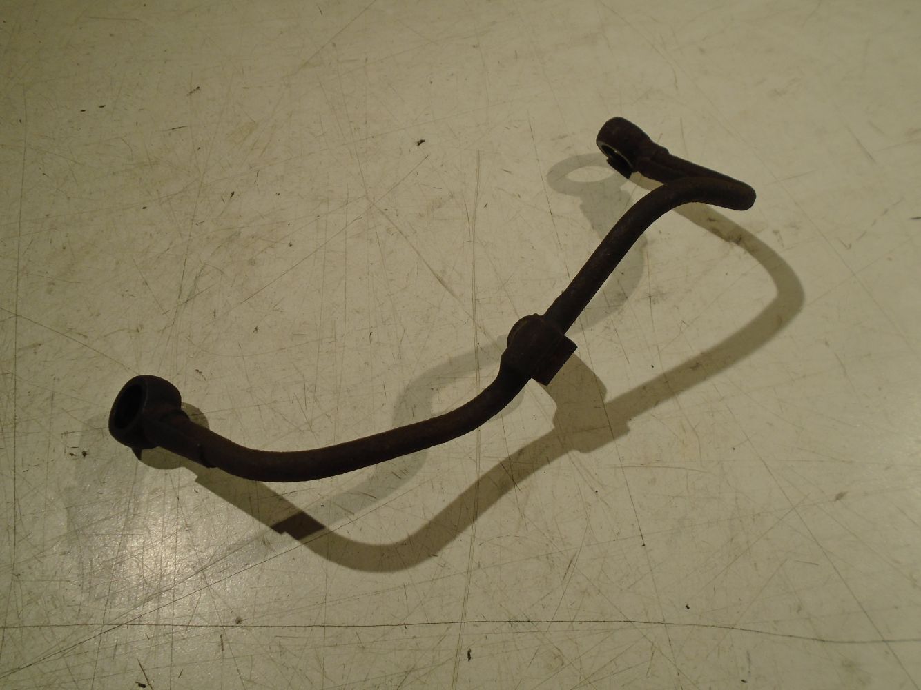 Kawasaki GPZ750R Sump Oil Feed Pipe
