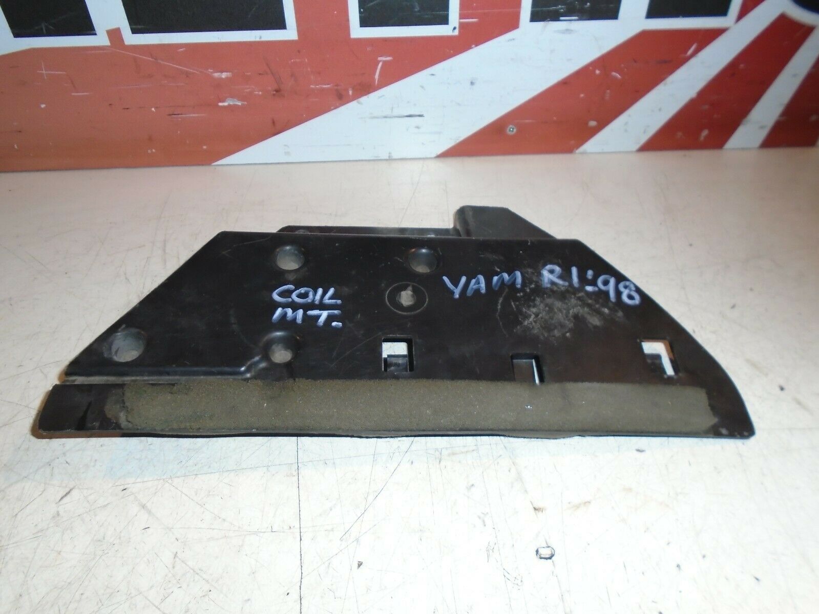 Yamaha R1 Coil Mount Plate YZF-R1