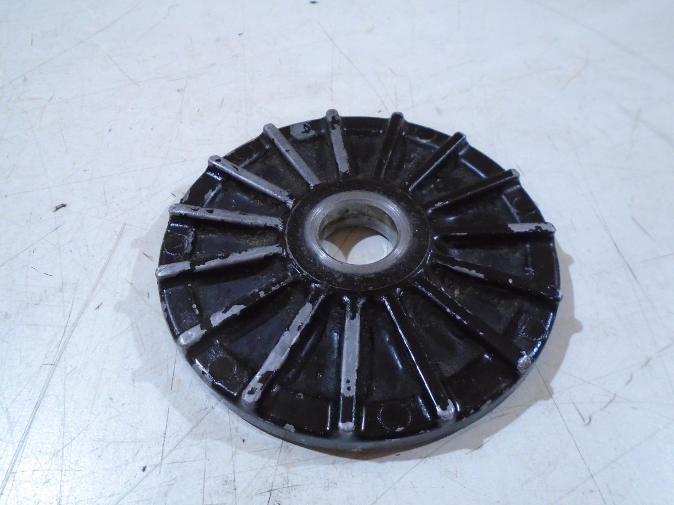 Kawasaki GPZ900R Engine Oil Filter Cover