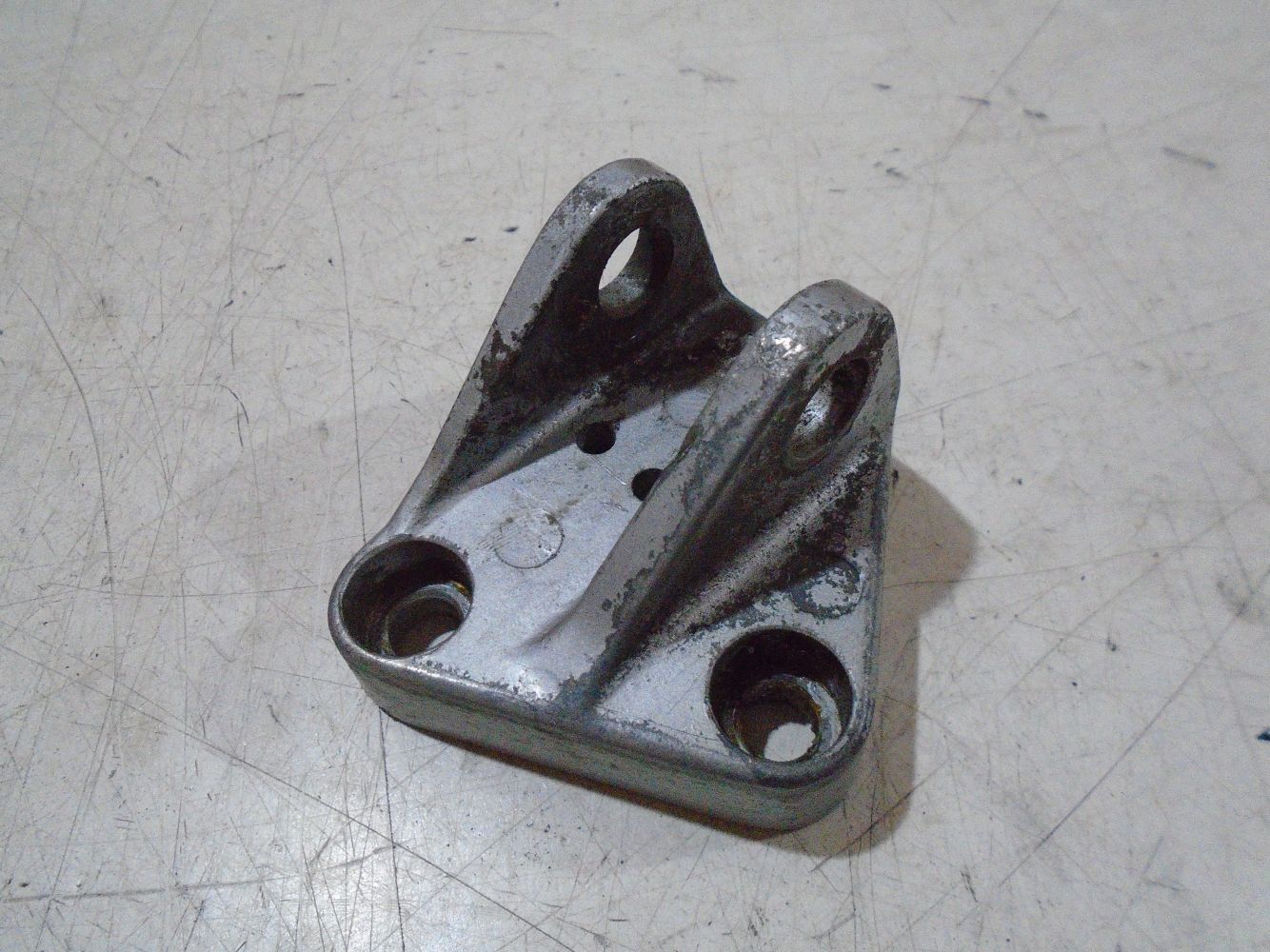 Kawasaki GPZ1000RX L-H Footrest Mount Bracket