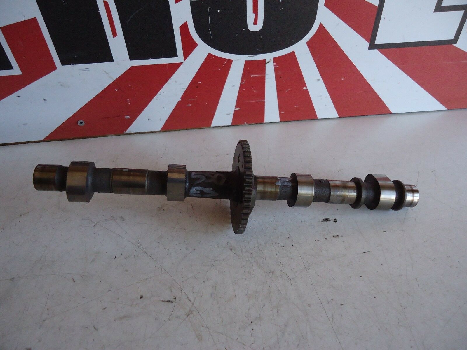 Suzuki GSX550ES Engine Inlet Camshaft