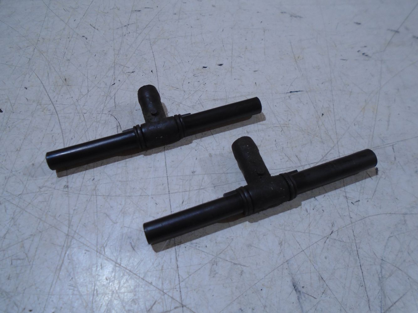 Kawasaki GPZ600R Carb Breather Pipes GPZ600 Carburettor