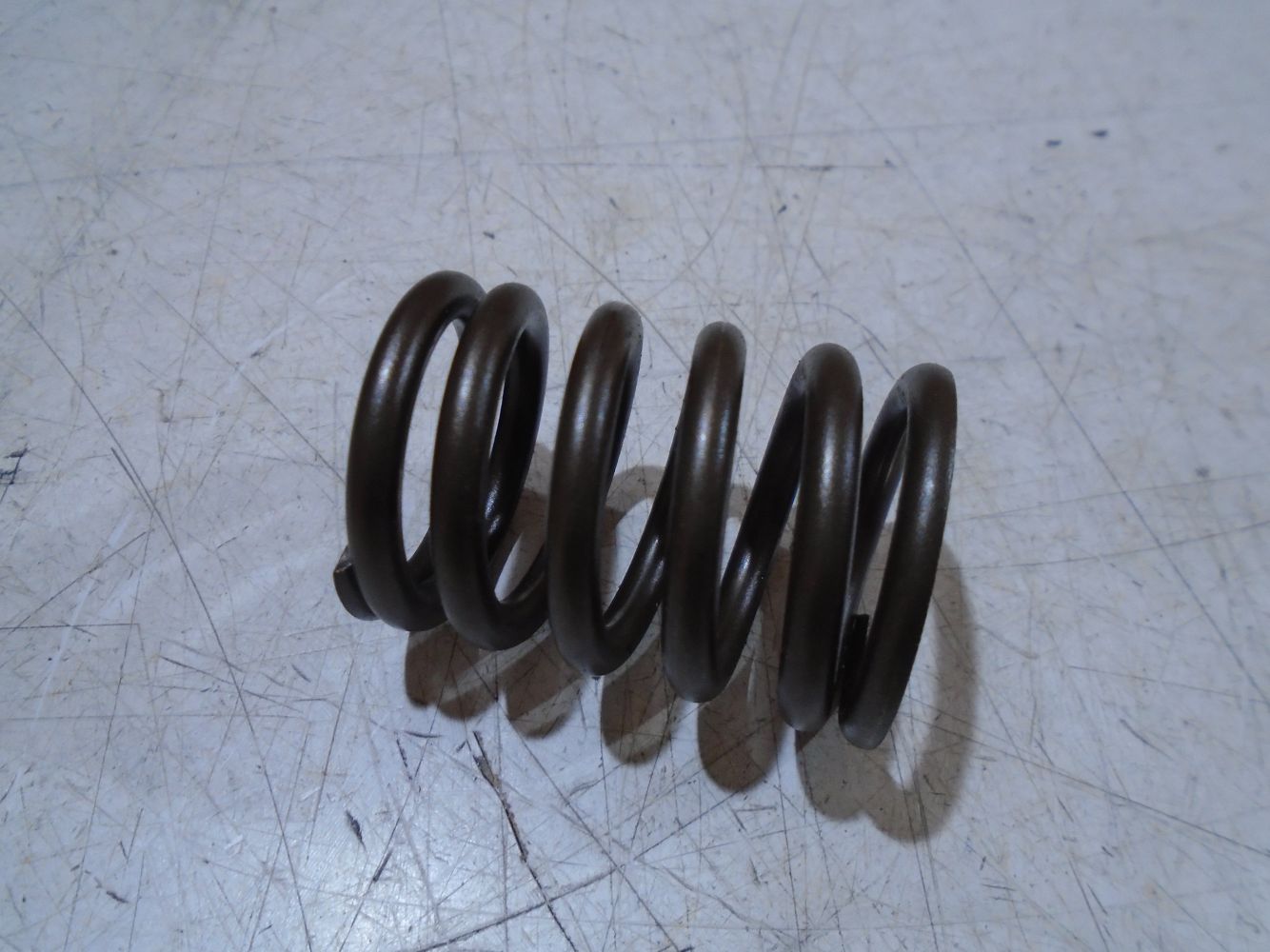 Suzuki GS850G Engine Valve Spring