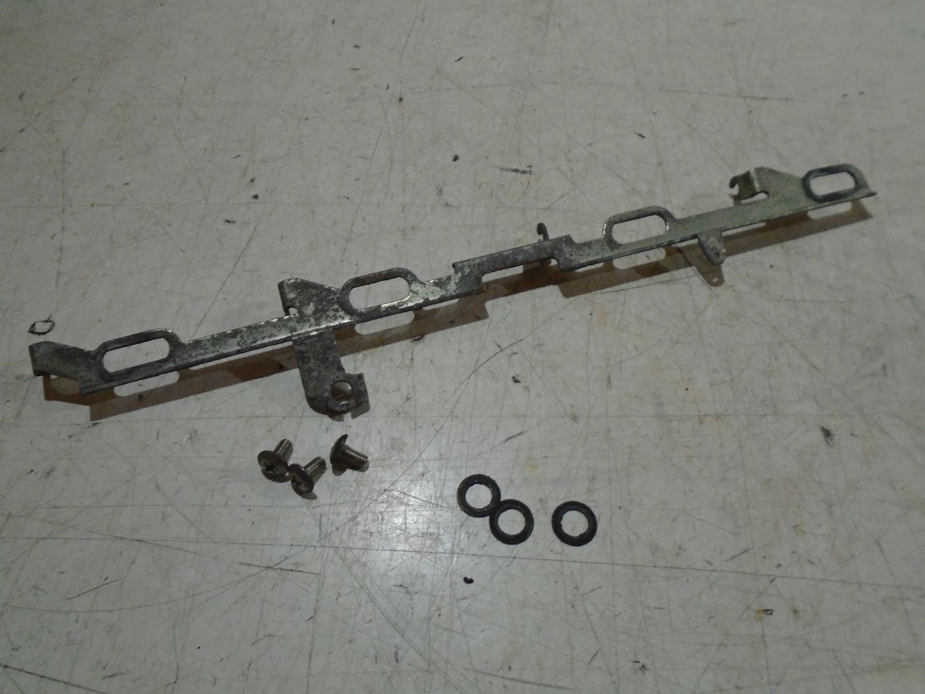 Yamaha FZS600 Fazer Carb Choke Lever Rail FZS600 Carburettor