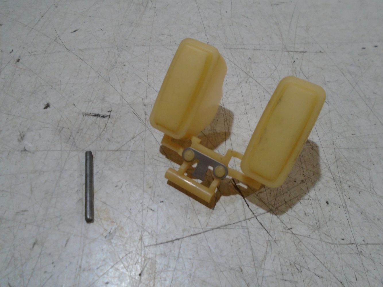 Yamaha FZS600 Fazer Carb Float FZS600 Carburettor
