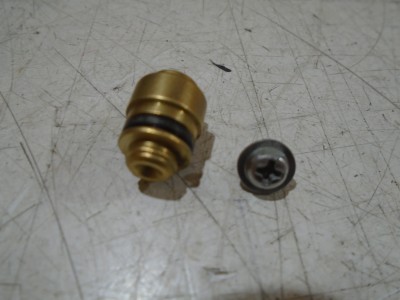 Yamaha FZS600 Fazer Carb Float Valve Seat FZS600 Carburettor