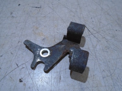 Yamaha FZS600 Fazer Carb Throttle Cable Bracket FZS600 Carburettor