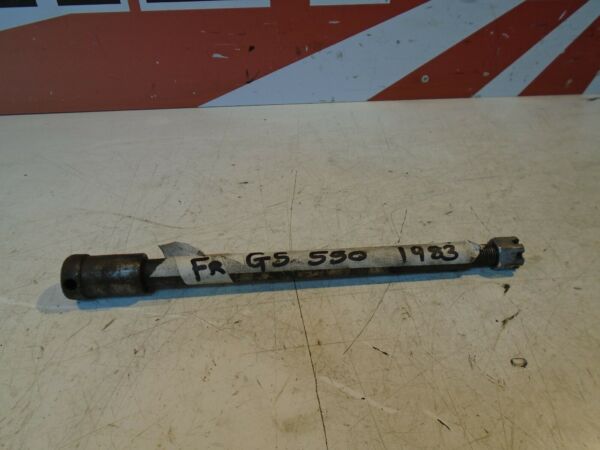 Suzuki GS550E Front Wheel Spindle Axle