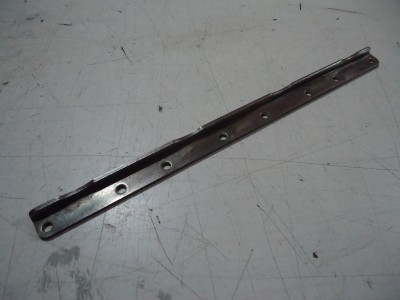 Suzuki GS750 Carb Top Joining Rail GS750 Carburettor
