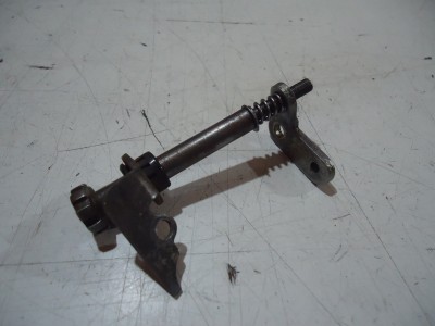 Suzuki GS750 Carb Idle Adjuster GS750 Carburettor