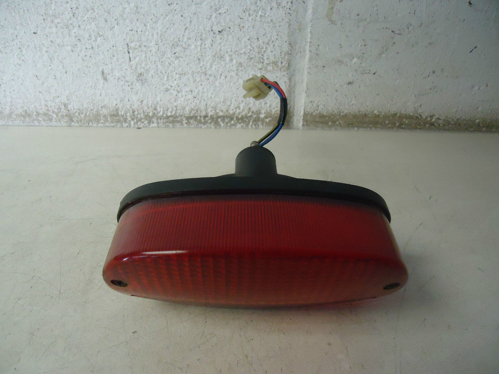 KAWASAKI ER500 REAR LIGHT 2001 ER500 BRAKE LIGHT