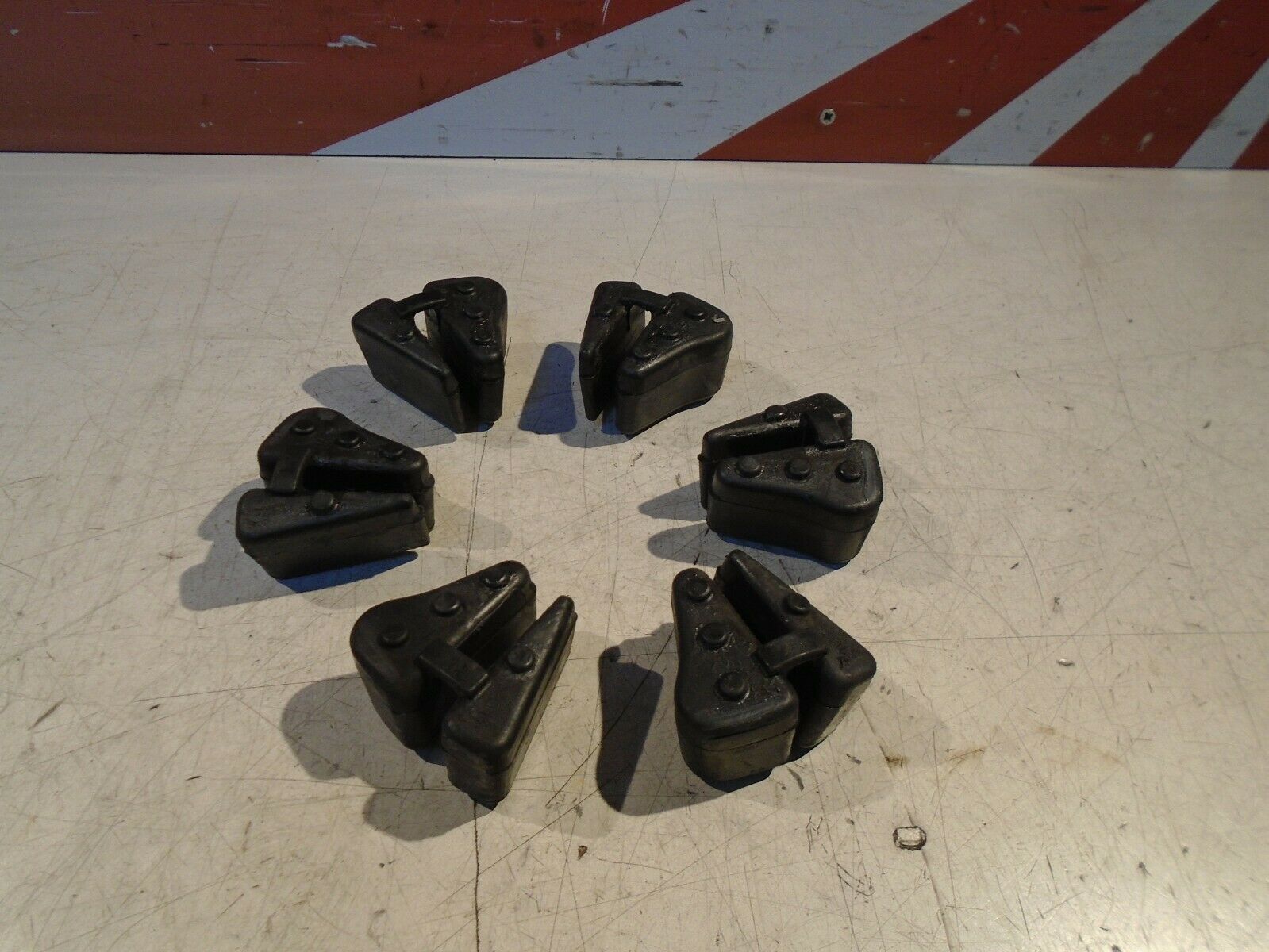 Yamaha R1 Rear Wheel Cush Drive Rubbers YZF-R1