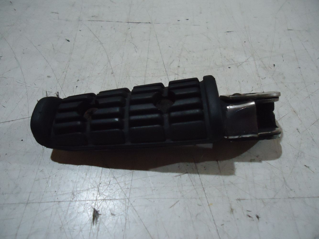Yamaha FJ1200 L-H Rear Footrest