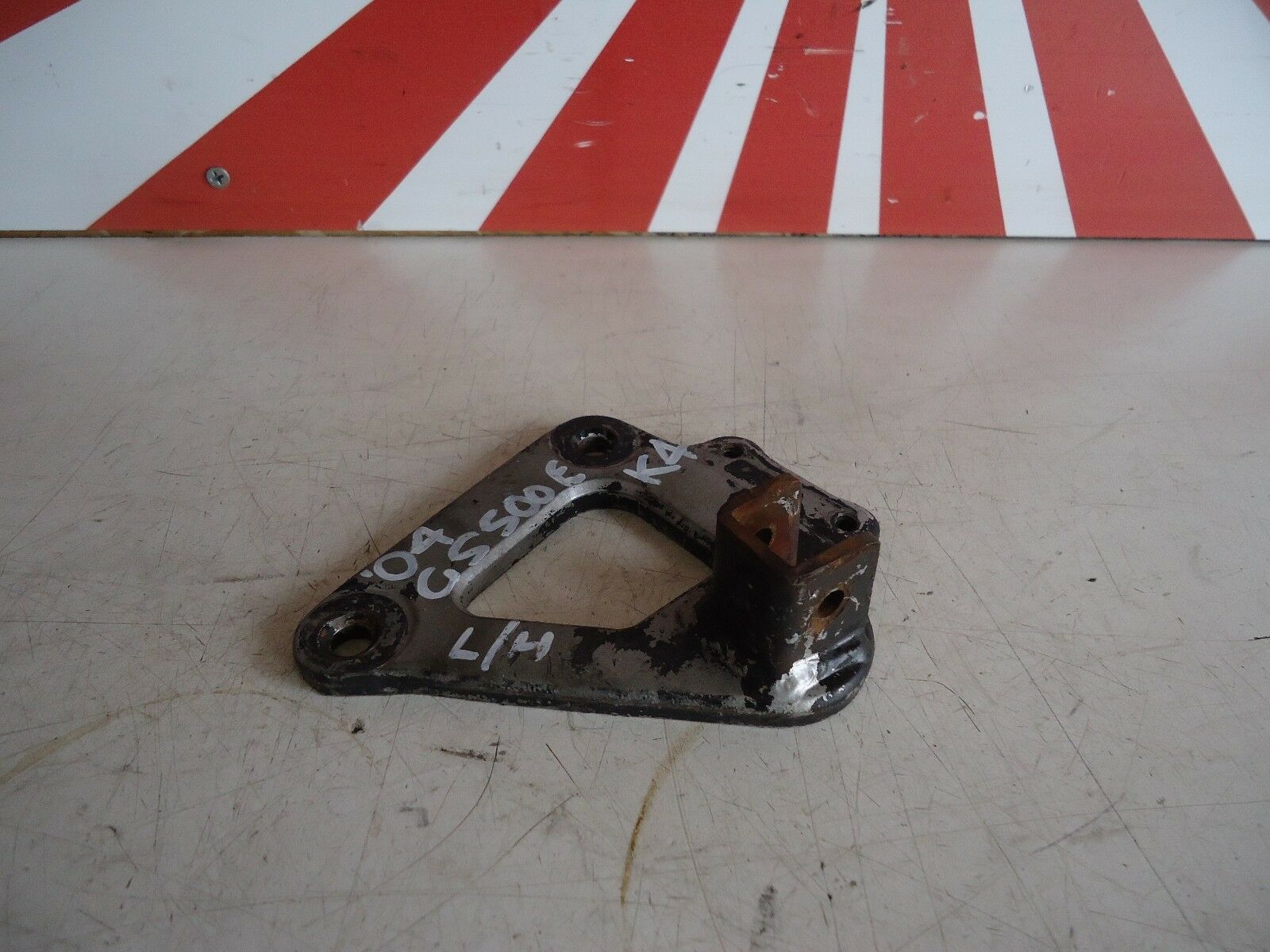 Suzuki GS500E Front Footrest Hanger