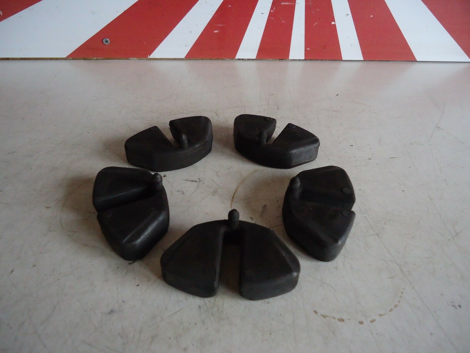 Suzuki GS500E Rear Wheel Cush Drive Rubbers